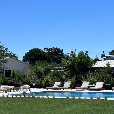 Casa Mora Aparthotel Едремит Екстериор снимка