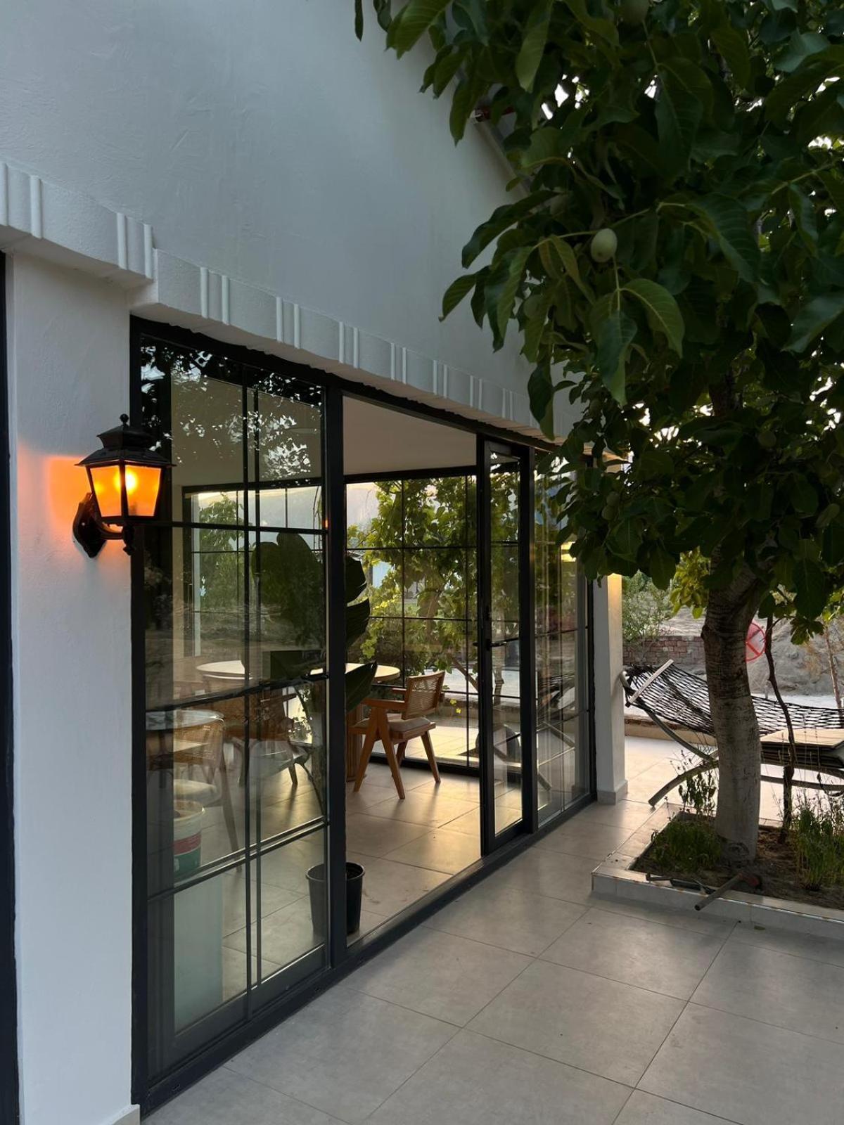 Casa Mora Aparthotel Едремит Екстериор снимка